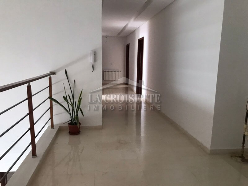 Villa S+4 aux Jardins De Carthage